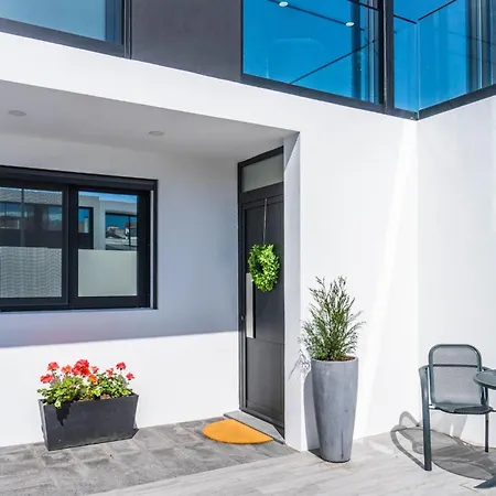 Lux House * Ponta Delgada (Sao Miguel)