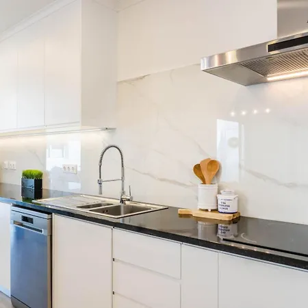 בית נופש Lux House *